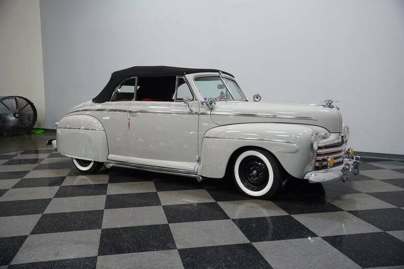 1946 Ford Super Deluxe