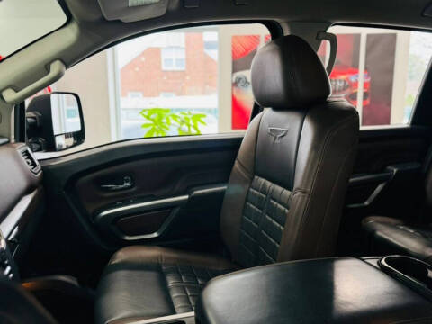 2016 Nissan Titan XD Platinum Reserve