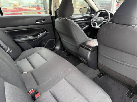 2021 Nissan Altima 2.5 SV