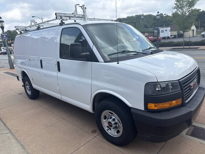 2023 GMC Savana 3500
