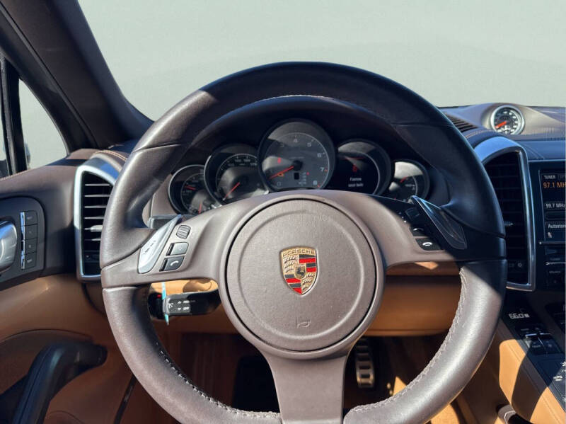 2012 Porsche Cayenne S