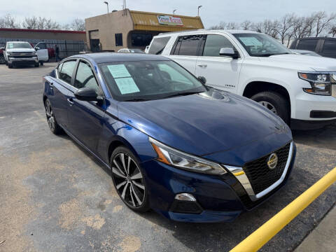 2020 Nissan Altima for sale at Pancho Xavier Auto Sales in Arlington TX