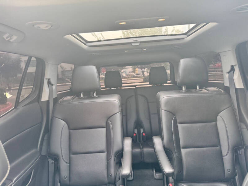 2019 GMC Acadia SLT-1