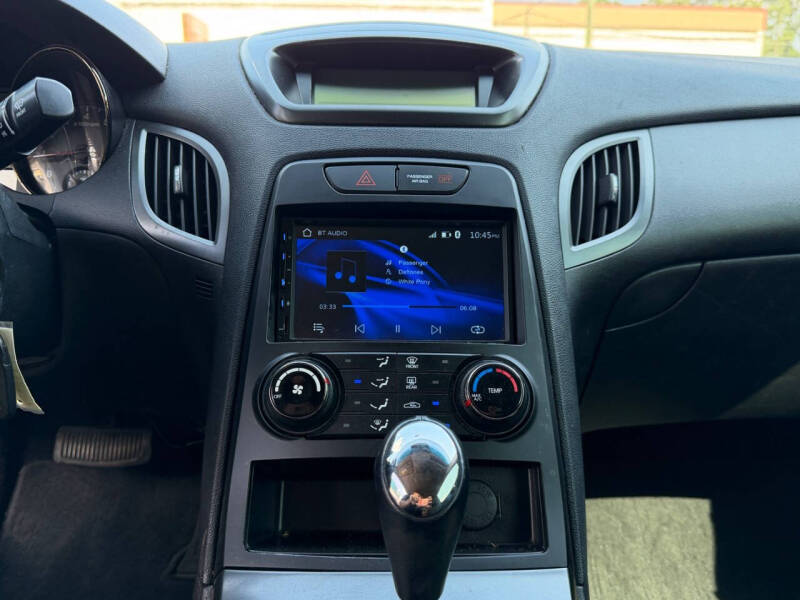 2012 Hyundai Genesis Coupe 2.0T