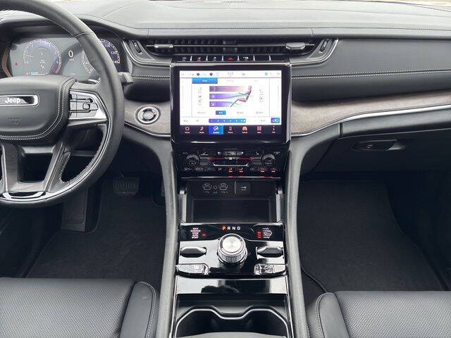 2025 Jeep Grand Cherokee L Overland