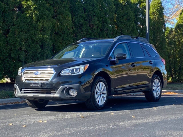 2016 Subaru Outback for sale at Ideal Cars LLC in Skokie, IL