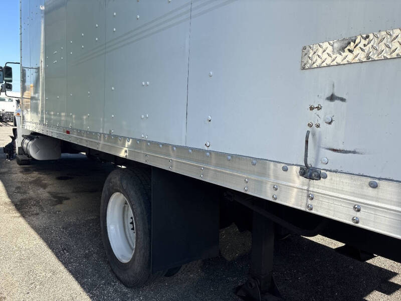 2019 International DuraStar 4300