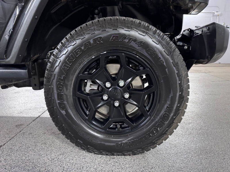 2022 Jeep Gladiator Willys