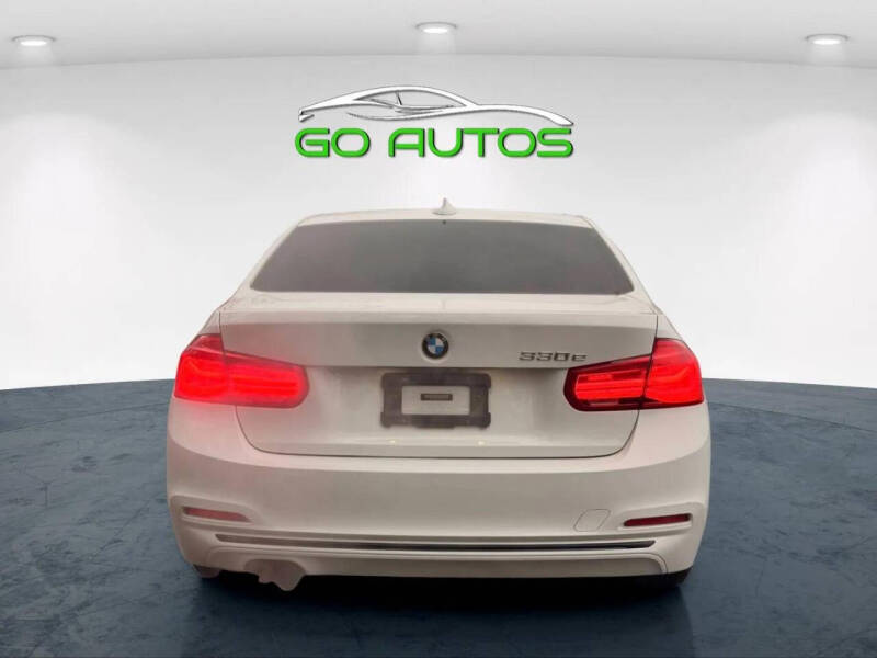 2018 BMW 3 Series 330e iPerformance