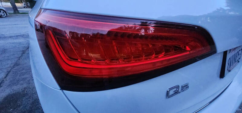 2016 Audi Q5 2.0T quattro Premium Plus