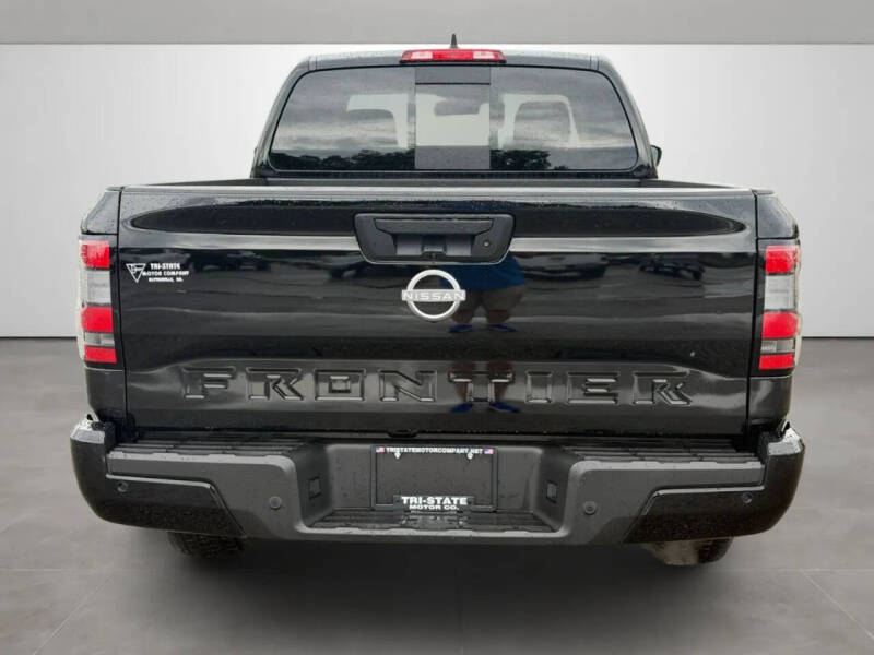 2025 Nissan Frontier