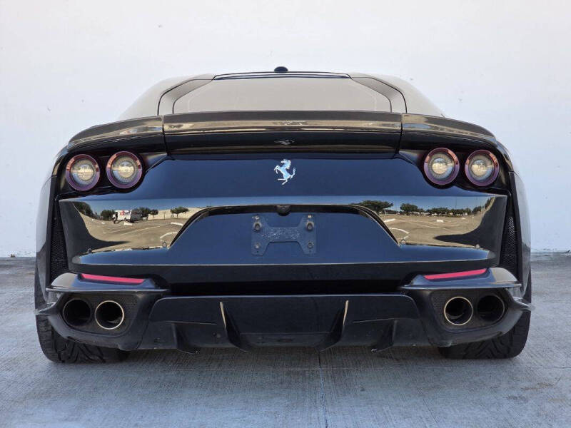 2019 Ferrari 812 Superfast