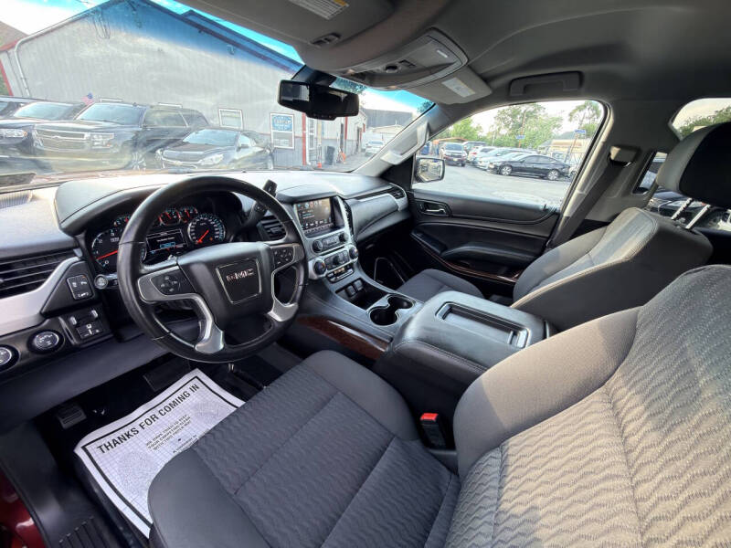 2017 GMC Yukon SLE