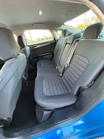 2020 Ford Fusion Hybrid SE