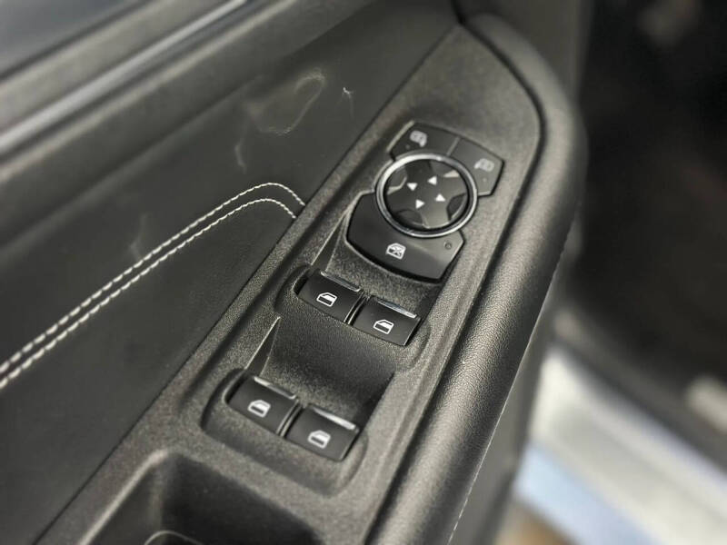 2021 Ford Edge Titanium
