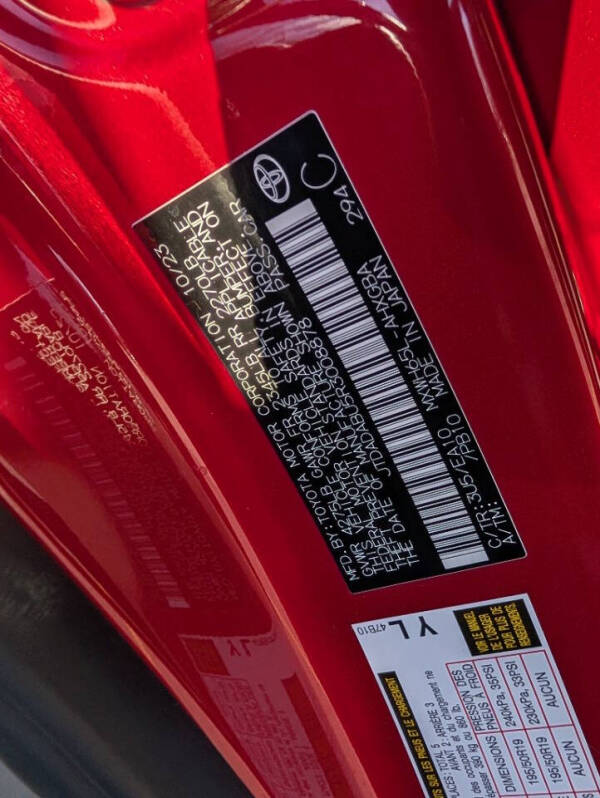 2024 Toyota Prius XLE