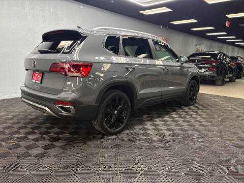 2022 Volkswagen Taos SE