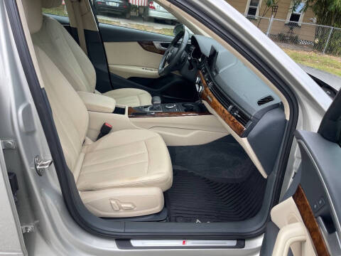 2017 Audi A4 2.0T quattro Premium Plus