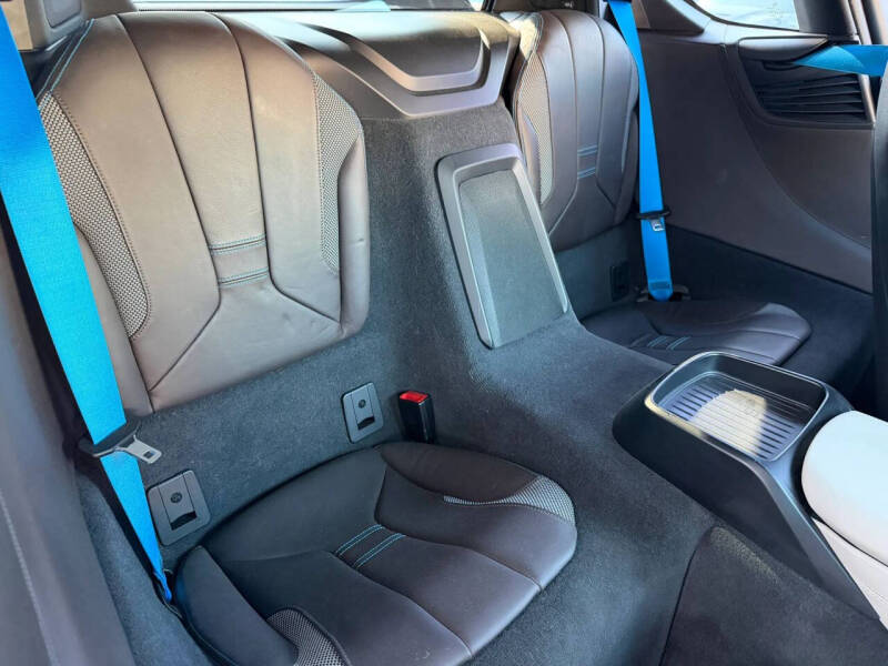 2014 BMW i8
