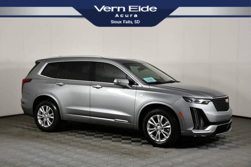 2025 Cadillac XT6 Luxury