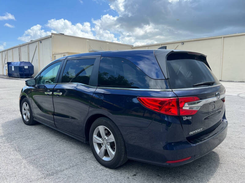 2019 Honda Odyssey EX-L photo 4