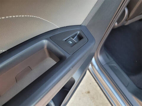 2023 Volkswagen Atlas Cross Sport SE