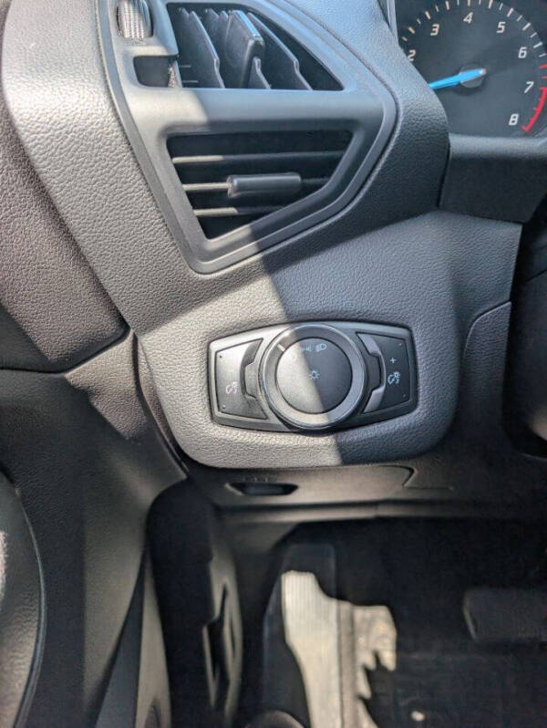 2015 Ford Escape S