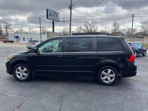 2010 Volkswagen Routan for sale at JANSEN'S AUTO SALES MIDWEST TOPPERS & ACCESSORIES in Effingham IL