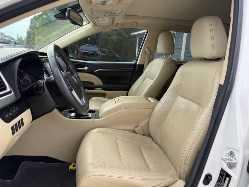 2016 Toyota Highlander Limited Platinum