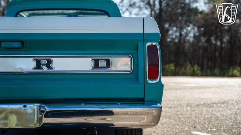 1966 Ford F-100