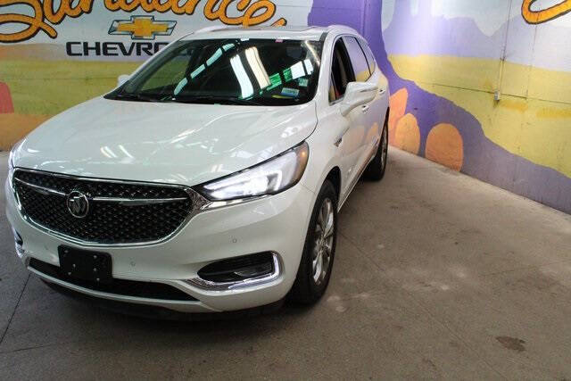 Used 2021 Buick Enclave Avenir with VIN 5GAEVCKW6MJ119294 for sale in Grand Ledge, MI