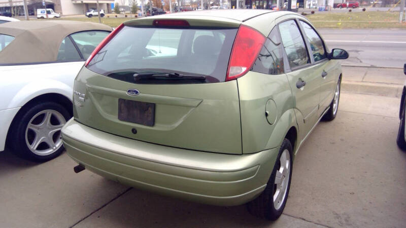 2007 Ford Focus ZX5 S