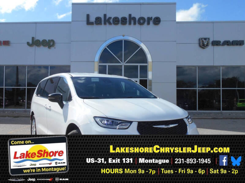 2026 Chrysler Pacifica Select