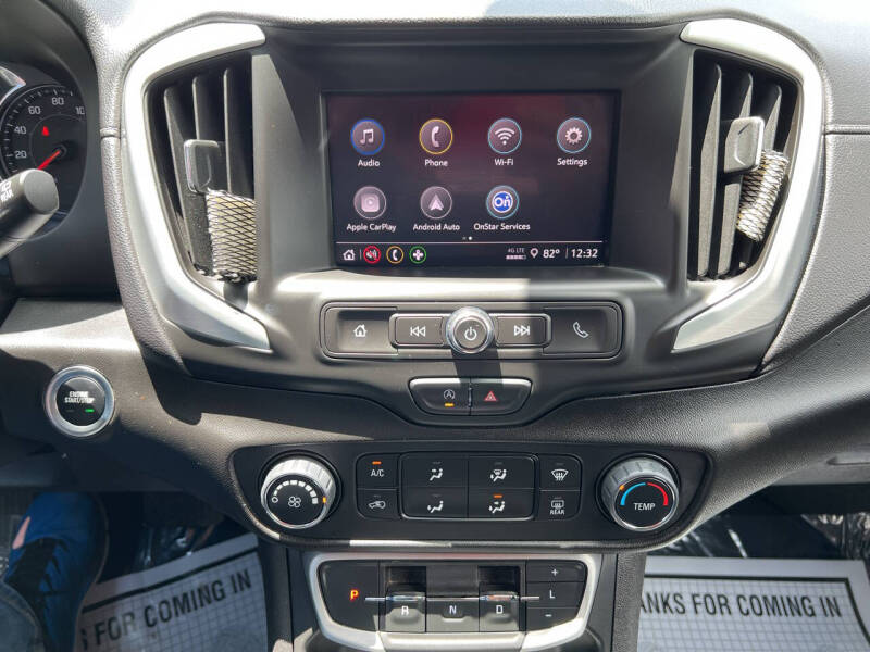 2024 GMC Terrain SLE