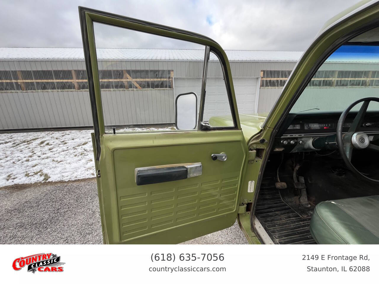 1971 International 110 Series 24