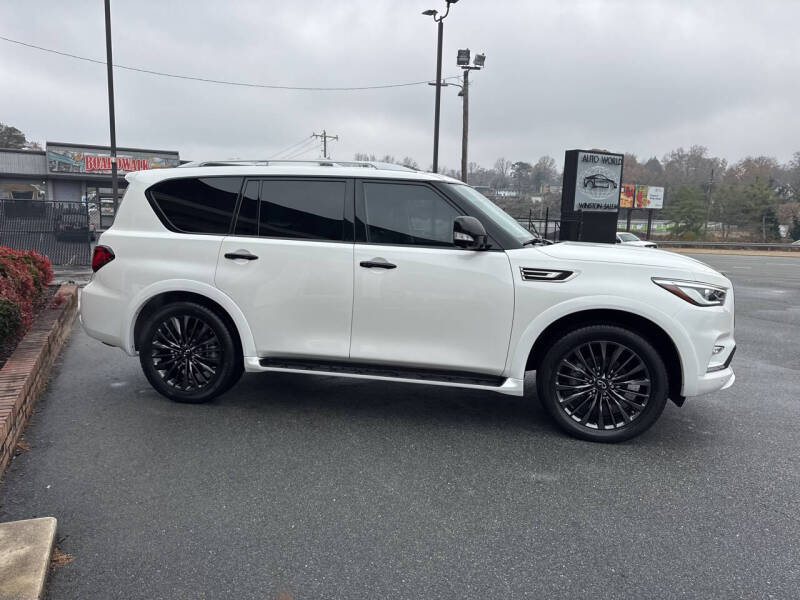 2022 Infiniti QX80 Premium Select