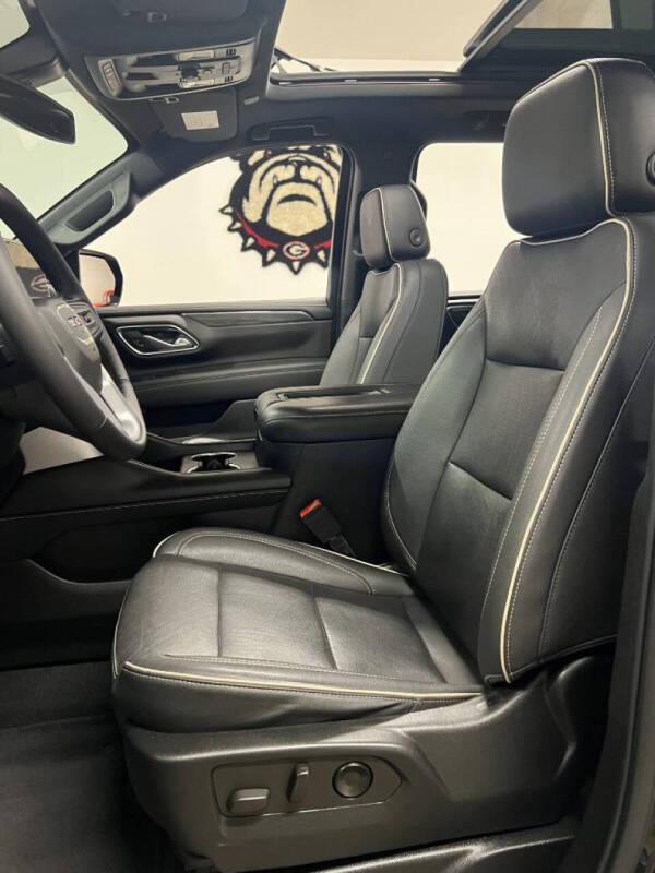 2022 GMC Yukon XL SLT