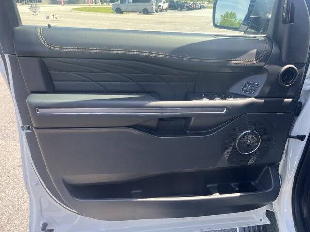 2023 Ford Expedition MAX Platinum