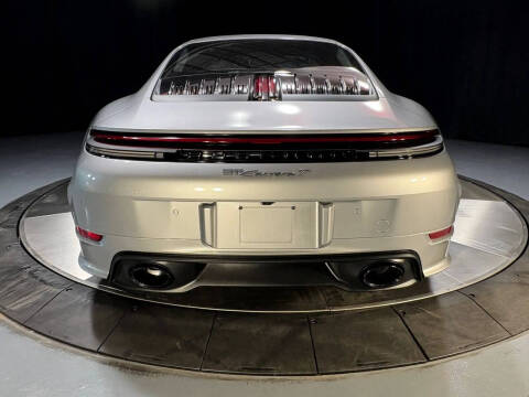 2025 Porsche 911 Carrera T