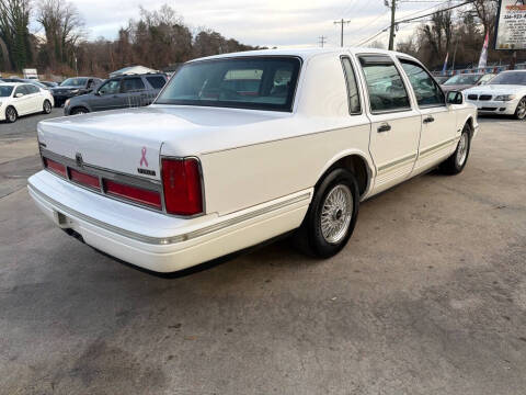 1997 Lincoln Town Car Executive