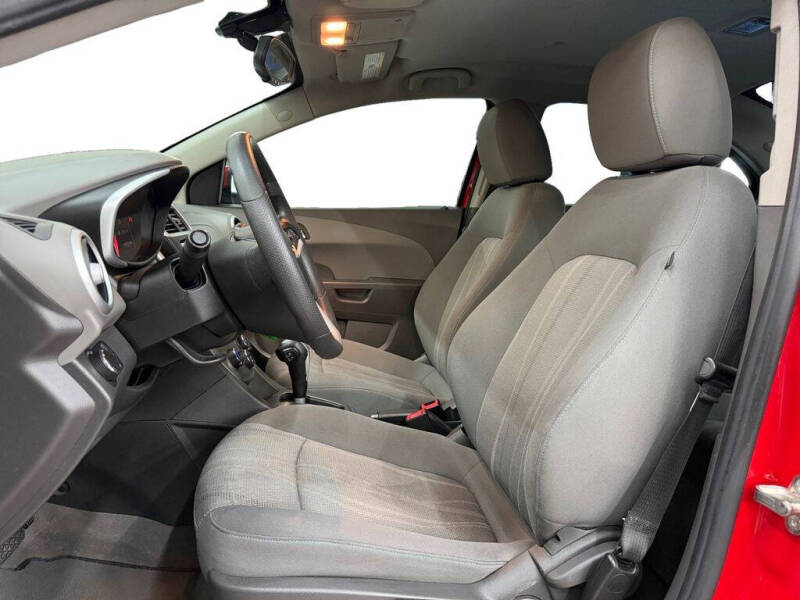 2017 Chevrolet Sonic LT Auto