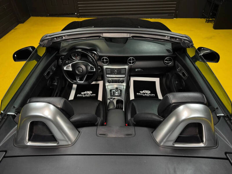 2017 Mercedes-Benz SLC SLC 300