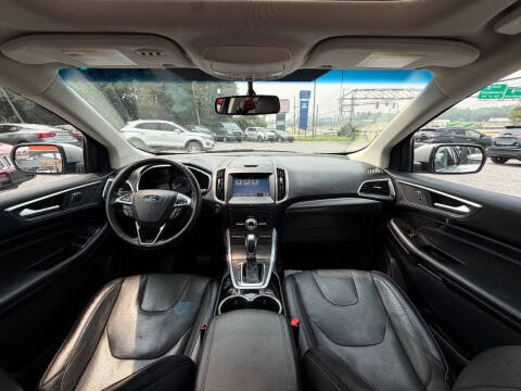 2018 Ford Edge Titanium