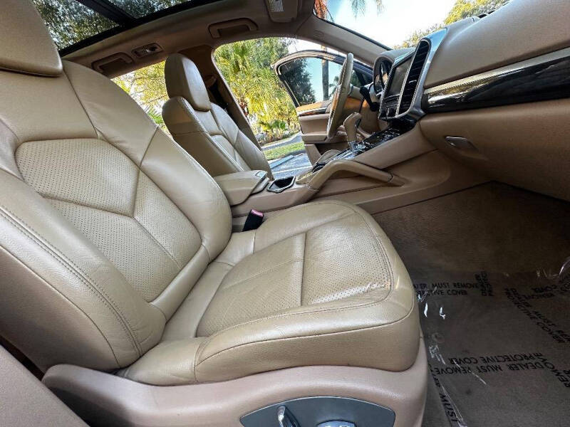 2013 Porsche Cayenne