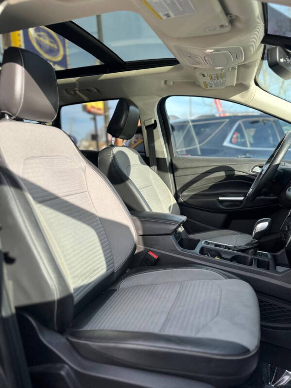 2019 Ford Escape Titanium