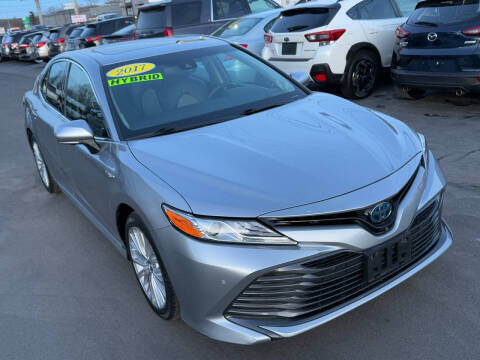 2018 Toyota Camry Hybrid for sale at MetroWest Auto Sales in Worcester MA