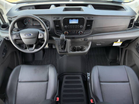2025 Ford Transit 250