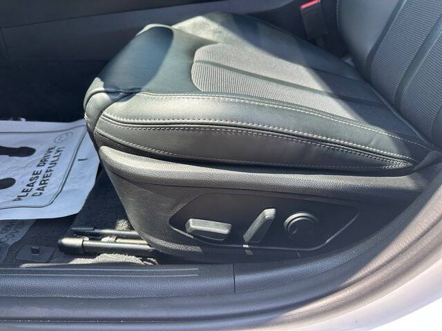 2023 Kia K5