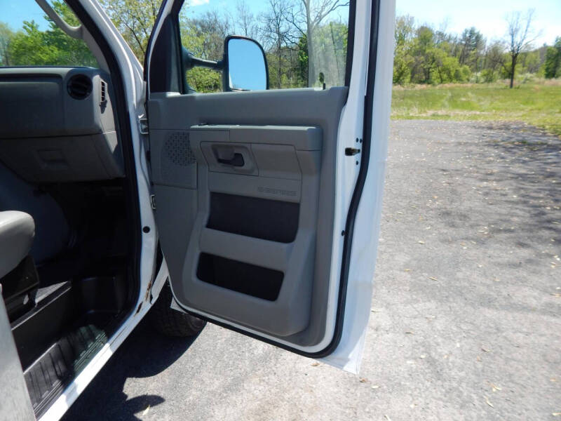 2014 Ford E-Series