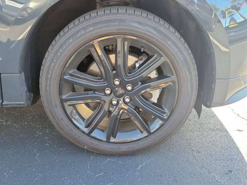 2021 Ford Edge ST-Line
